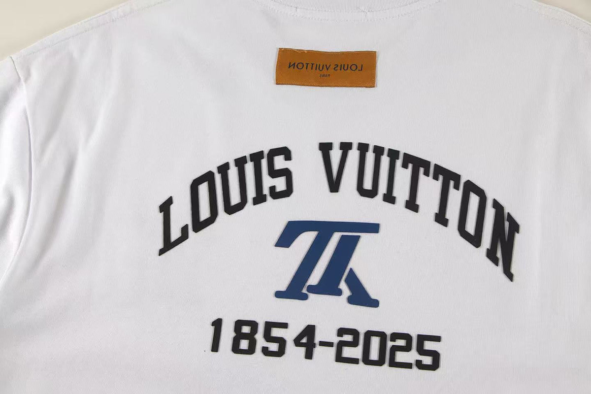 Three-dimensional printed t-shirt