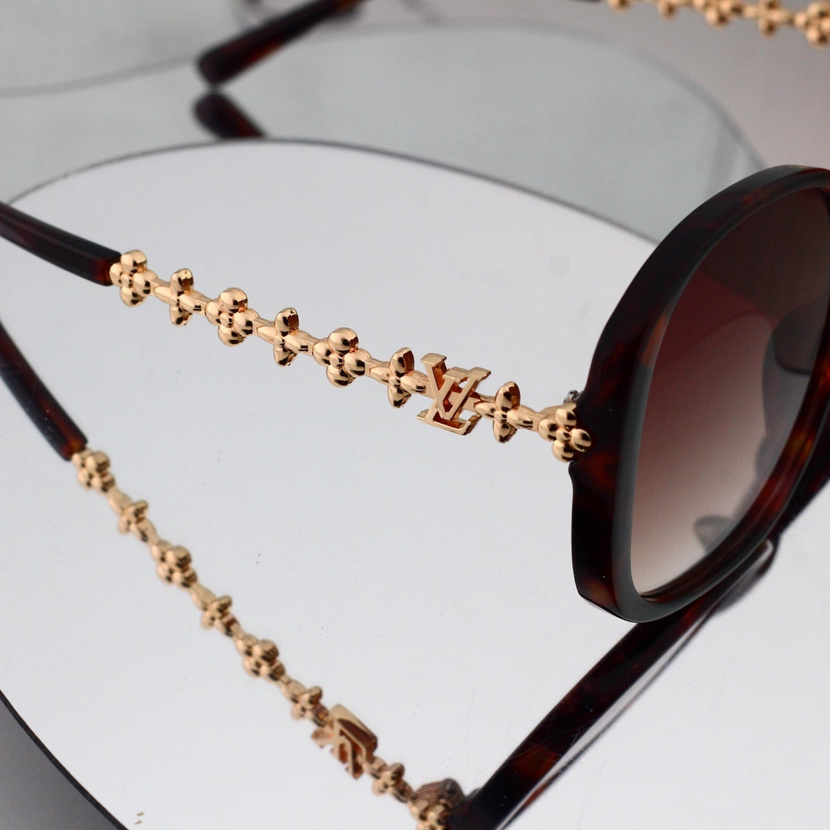 Alloy Metal Polygon Logo Sunglasses 4142