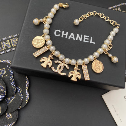 High-end Multi-Pendant Pearl Bracelet